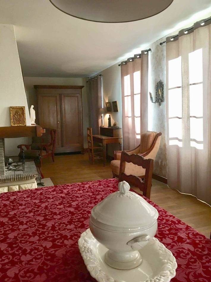 Location de vacances pour 14 personnes, avec jardin à Carrouges - 4