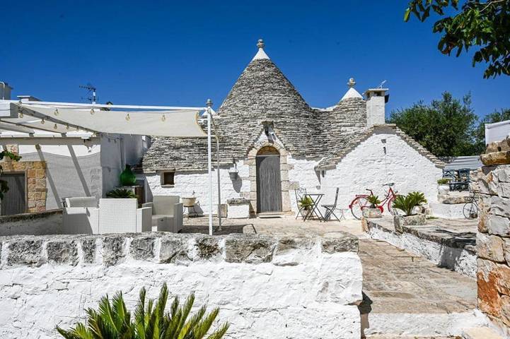 Location de vacances pour 4 personnes, avec vue et jardin à Alberobello - 2