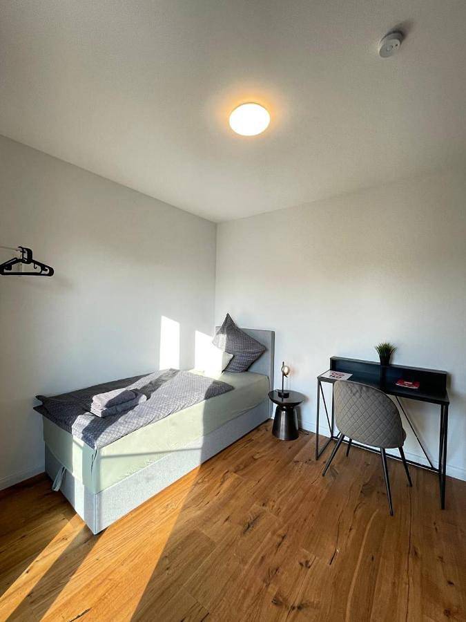 Ferienwohnung für 6 Personen, mit Balkon und Terrasse sowie Ausblick in Kruft - 2