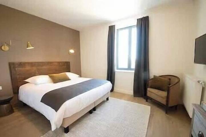 Location de vacances pour 18 personnes, avec piscine et jardin dans Feings - 3