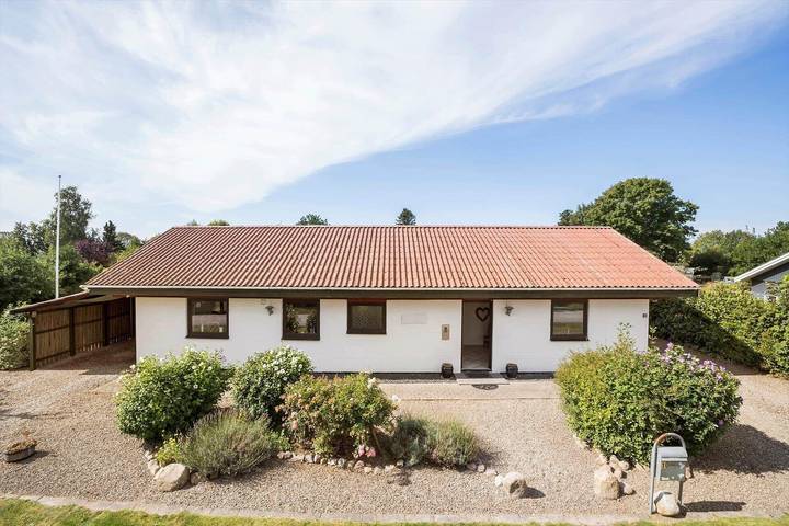 Ferienhaus für 4 Personen, mit Terrasse in Næsby Strand Seeland