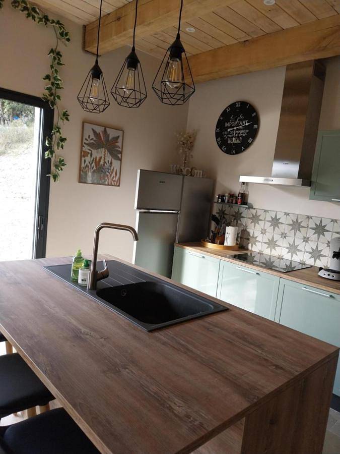 Appartement entier, Two-Bedroom Apartment in Millau, Parc naturel régional des Grands Causses