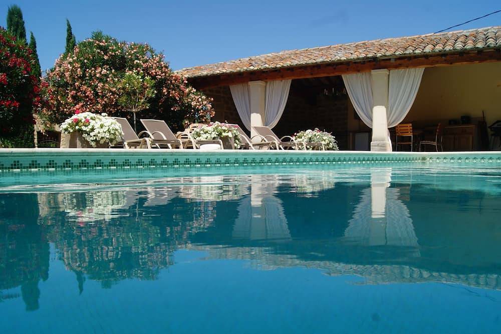 The Old Mill****,  Authentic in Provence with heated swimming pool  in Entraigues-sur-la-Sorgue, Vaucluse