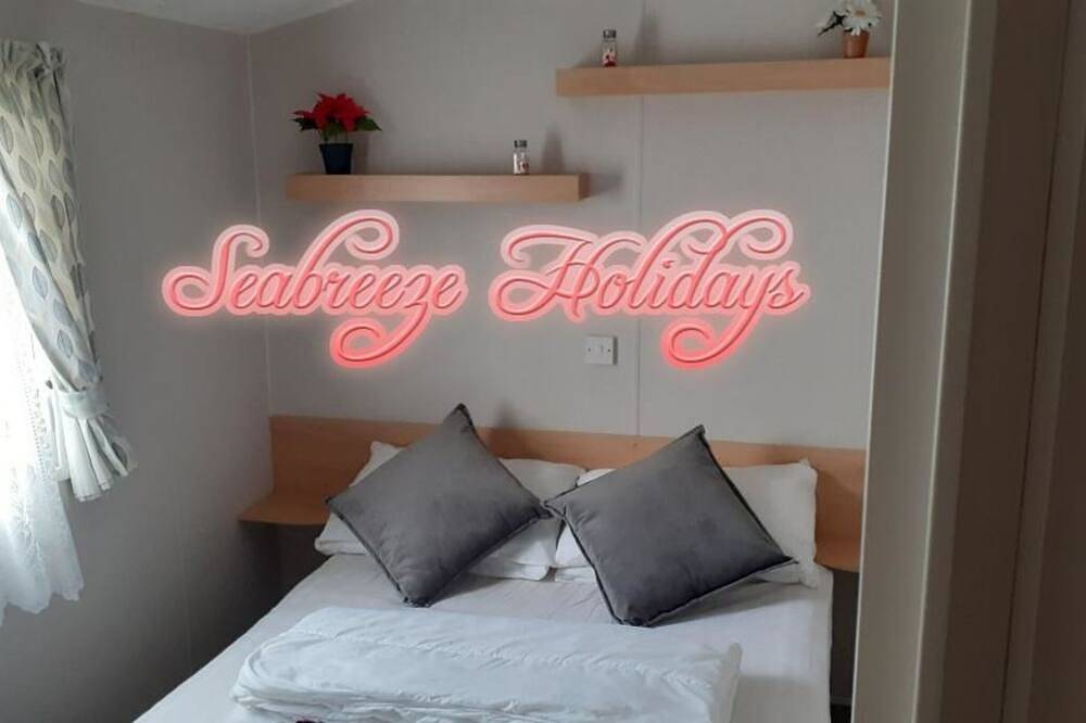 6 Berth 3 Bedroom Willerby Caravan in St Osyth, Essex