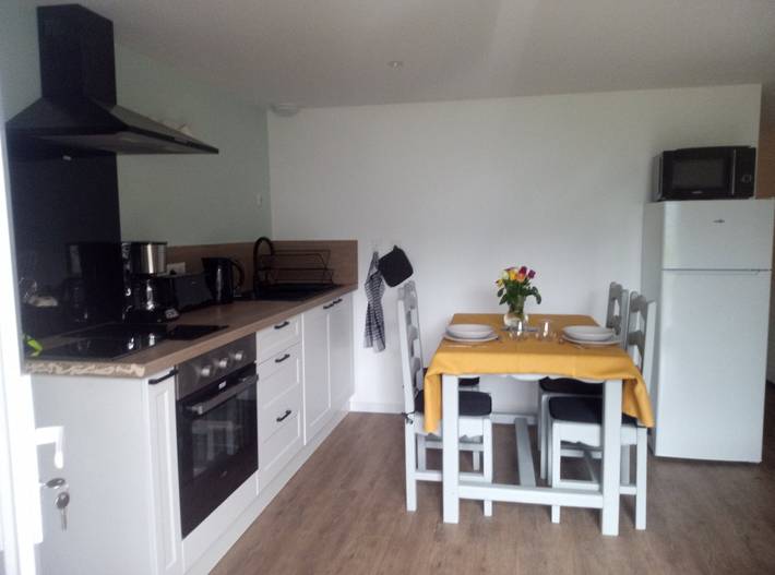 Appartement de vacances pour 4 personnes, avec terrasse ainsi que vue sur le lac et jardin en Savoie - 4