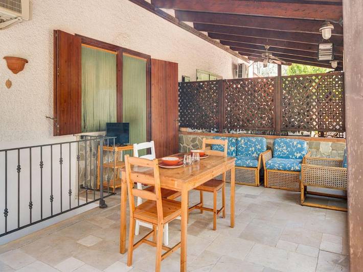 Casa vacanza per 4 persone, con Terrazza e Giardino a Roseto Capo Spulico
