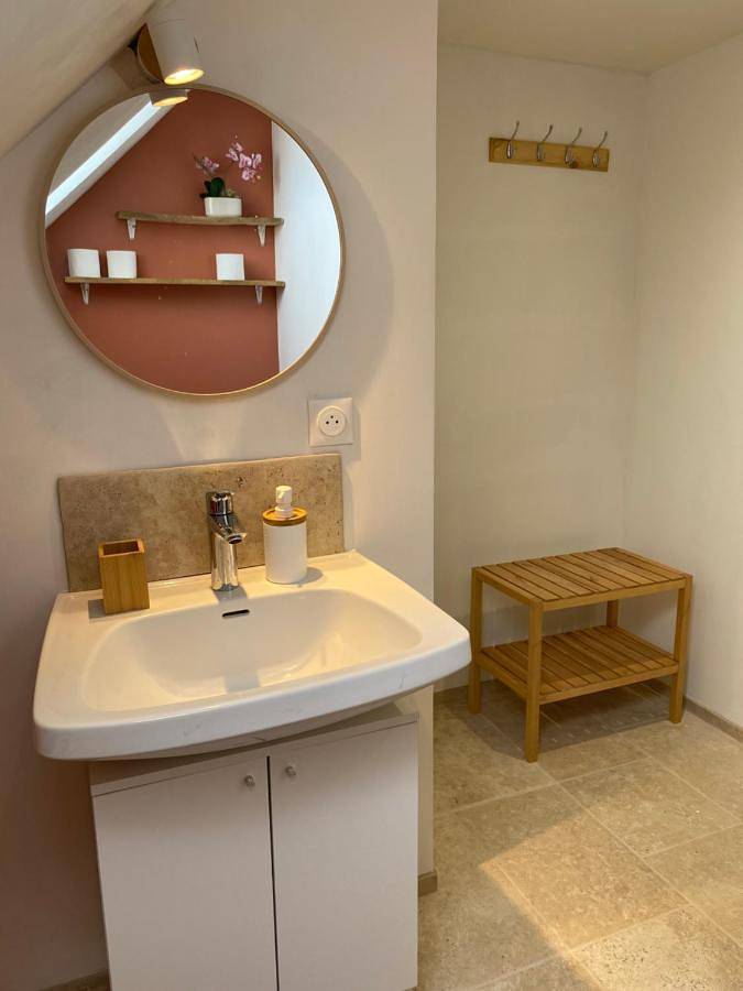 Chambre Andromède - Calme et Lumineuse in Montbazon, Région de Tours