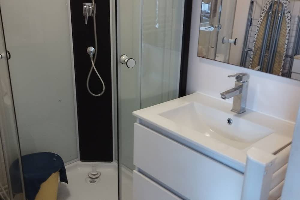 Apartamento entero, Autos para alquilar estudio adorna el descubrimiento de la Normandía para curar réparatric in Bagnoles-de-l'Orne, Parc naturel régional Normandie-Maine