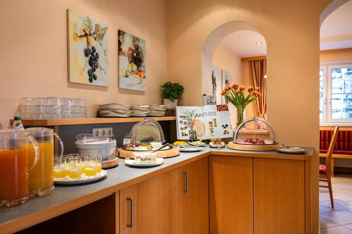 Ferienwohnung für 2 Personen, mit Balkon und Sauna sowie Garten, kinderfreundlich in Flachau - 2