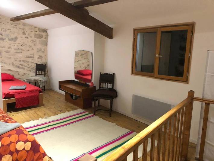 Gîte pour 5 personnes, avec terrasse dans Arenes D Arles - 3