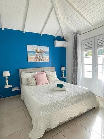 Gîte pour 3 personnes, avec terrasse et piscine dans Anse Tarare