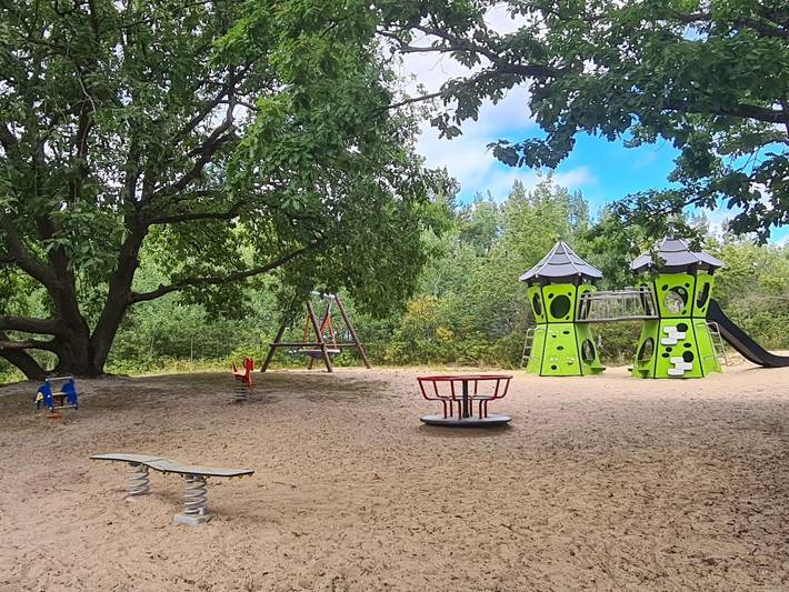 Ferienpark für 5 Personen, mit Garten und Balkon, kinderfreundlich in Zempin - 2