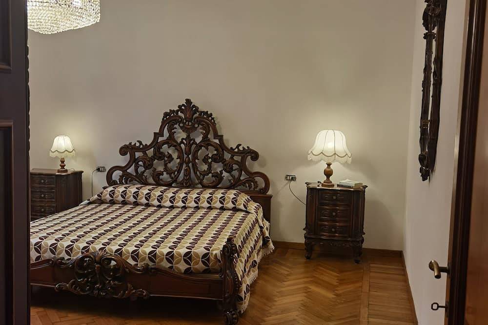 Affascinante palazzo storico tra lago e montagna in Cerete, Prealpi Bergamasche Orientali