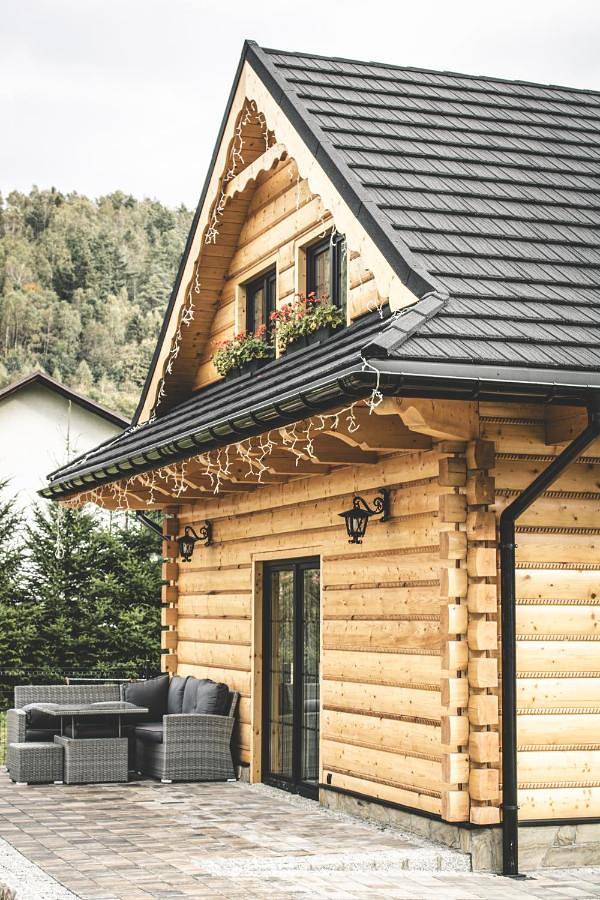 Appartement de vacances pour 9 personnes, avec Terrasse et Jacuzzi ainsi que Jardin et Piscine dans Pal