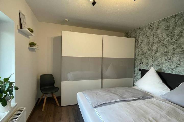 Ganze Wohnung, Moderne Ferienwohnung am Rande des Harzes, 5km von Wernigerode entfernt in Schmatzfeld, Nordharz