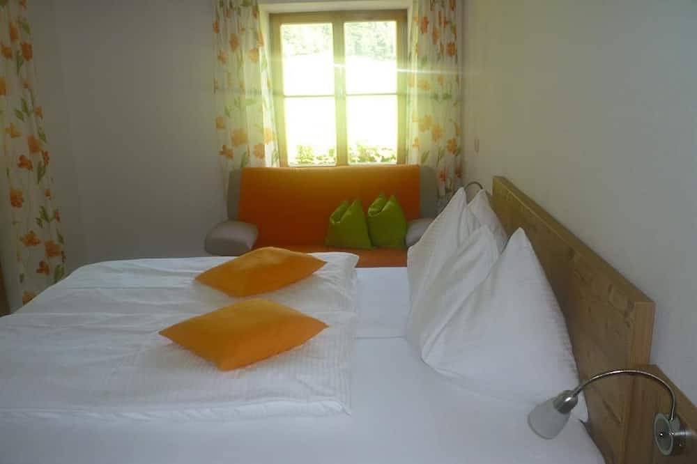 Ferienwohnung Wiesenblick - Schmiedbauernhof in Fuschl am See, Bezirk Salzburg-Umgebung