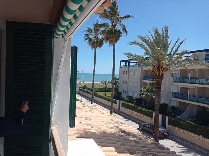 Apartamento para 4 personas, con Vistas al mar y Terraza además de Jardín y Piscina en Playa Xeraco