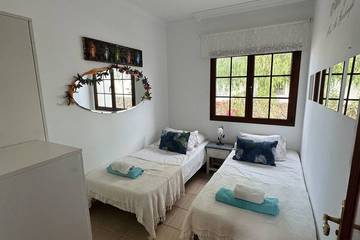 Villa for 8 People in Playa Blanca, Yaiza, Photo 2