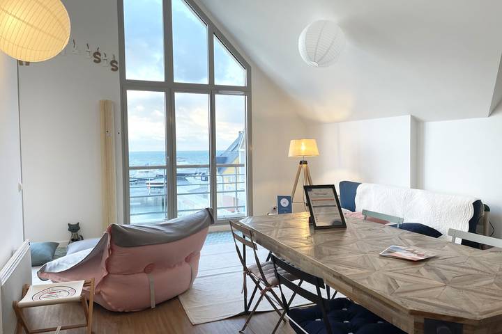 Appartement entier, 💧 Le Blue Bay - Face Mer - Parking - Marina in Deauville, Région de Lisieux
