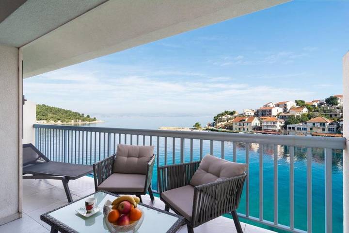 Ferienwohnung für 5 Personen, mit Terrasse und Garten - 1