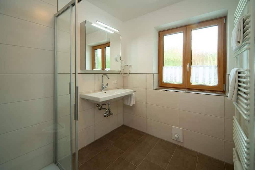 Ganze Wohnung, Fuchsbau / Doppelzimmer P**** - Panoramablick Heimen in Hopferau, Bayerisch Schwaben