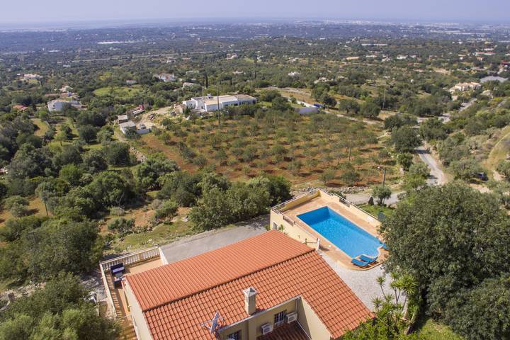 Villa für 10 Personen, mit Garten und Terrasse in Faro - 2