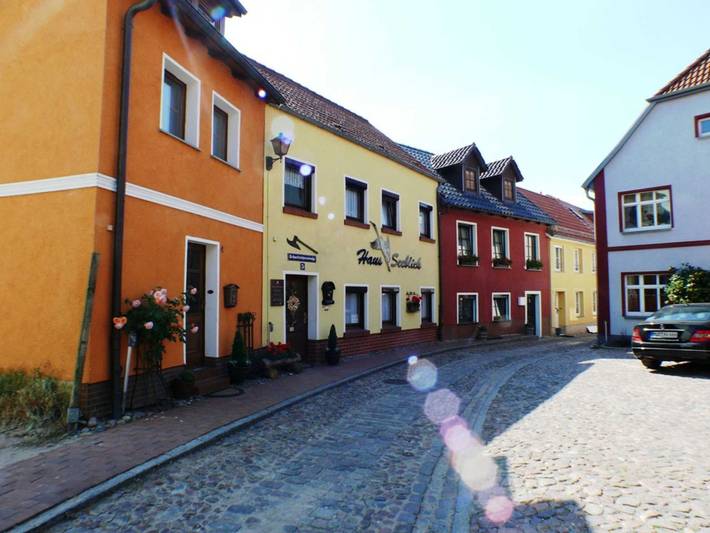Ferienwohnung für 2 Personen, mit Terrasse und Seeblick an der Müritz - 2