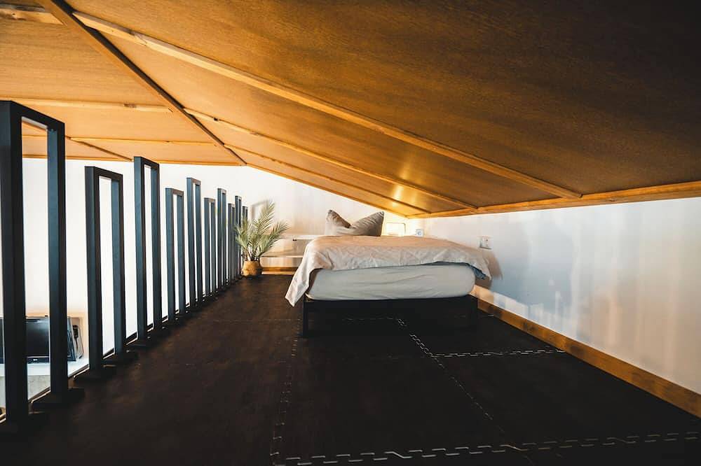 Ganze Wohnung, Ferienwohnung im Grünen – mit Seeblick, Terrasse & Grillspaß in Garden (Lohmen), Lohmen