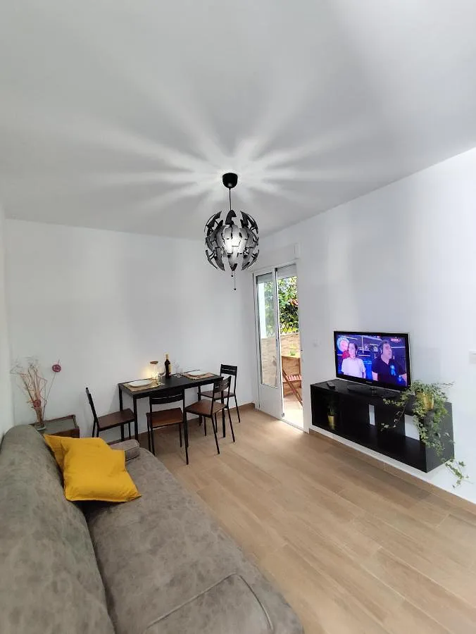 Apartamento de vacaciones para 3 personas, con vistas y terraza, Se admiten mascotas - 1