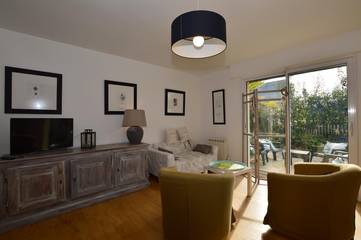 Gîte pour 4 personnes, avec jardin à Saint-Méloir-des-Ondes