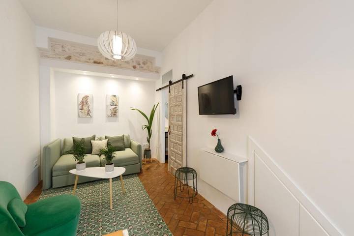 Apartamento de vacaciones para 2 personas, con piscina además de terraza y vistas - 1