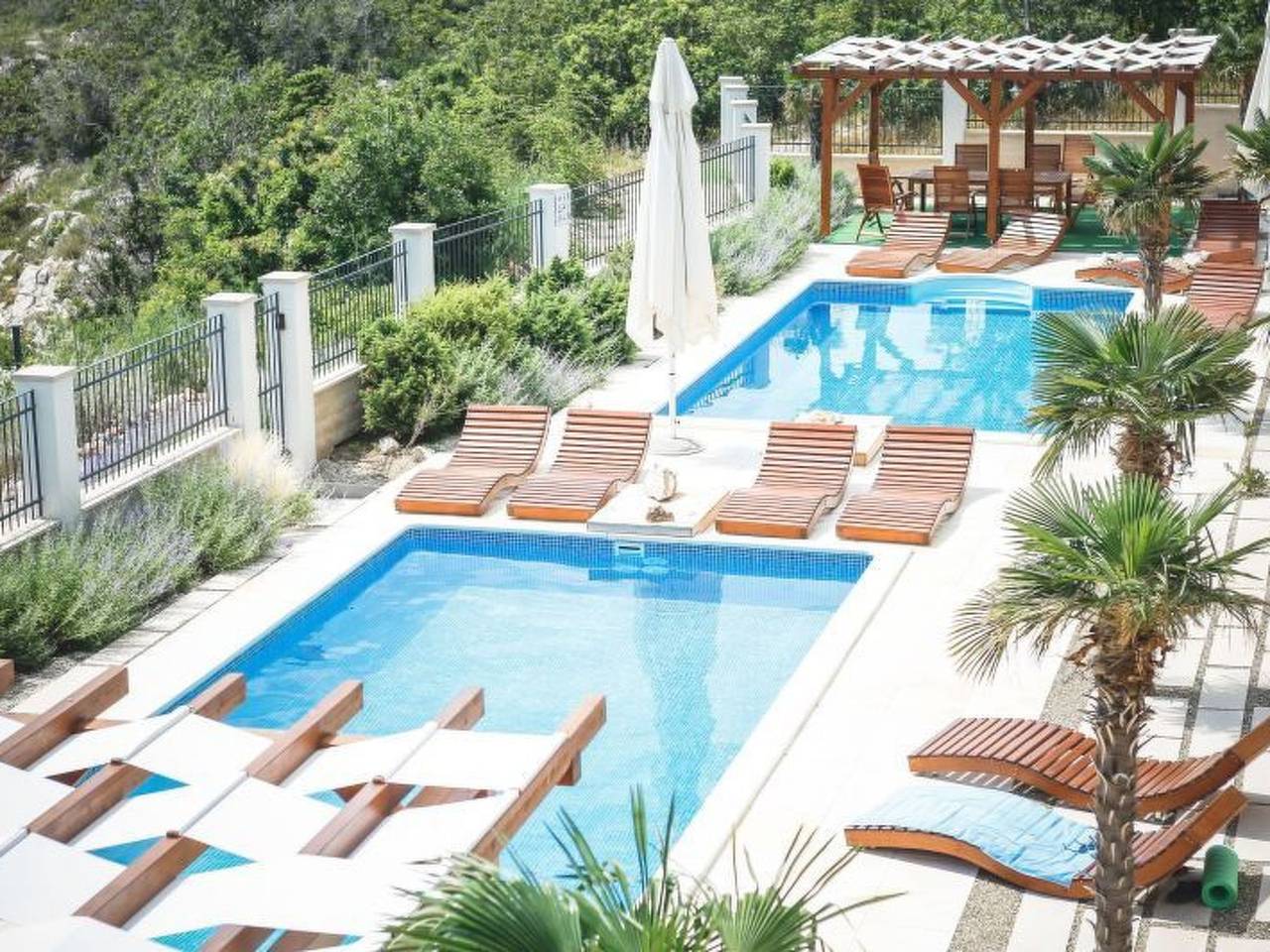 Ganze Wohnung, Wohnung "Zayml Povile" mit Blick auf das Wasser in Povile, Primorje-Gorski Kotar