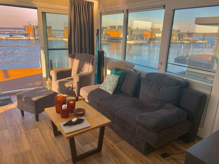 Hausboot für 4 Personen, mit Terrasse und Seeblick, mit Haustier in Sachsen - 2