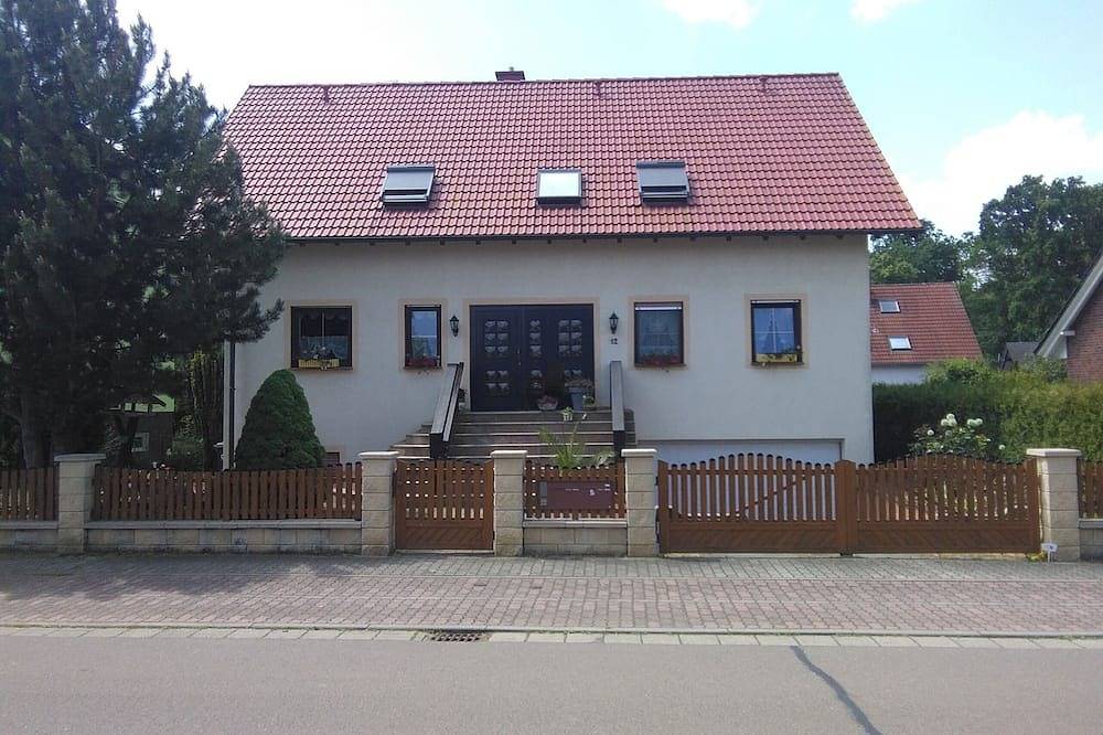 Ganze Wohnung, Ferienwohnung/App. für 3 Gäste mit 85m² in Markranstädt (122846) in Markranstädt, Kulkwitzer See