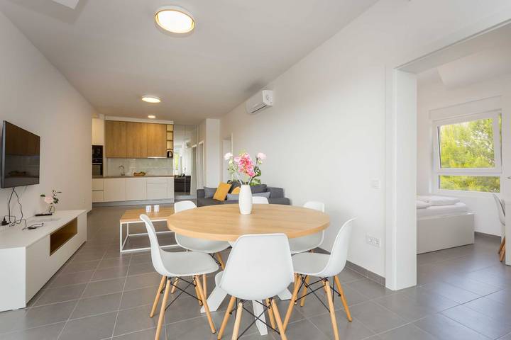 Ferienwohnung für 6 Personen, mit Balkon in Premantura - 4