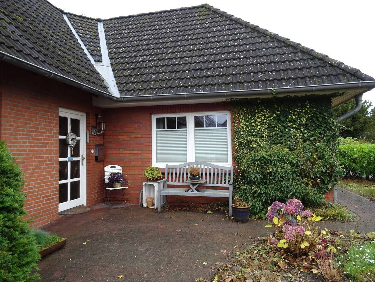 Ganze Ferienwohnung, Nord-Ostsee-Nest: Fewo mit Sonnenterrasse und Wallbox - Nord-Ostsee-Nest in Tarp, Eider-Treene-Sorge