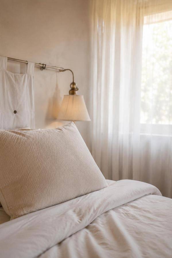 Appartement entier, One-Bedroom Apartment in Saint-Montan, Privas (arrondissement)