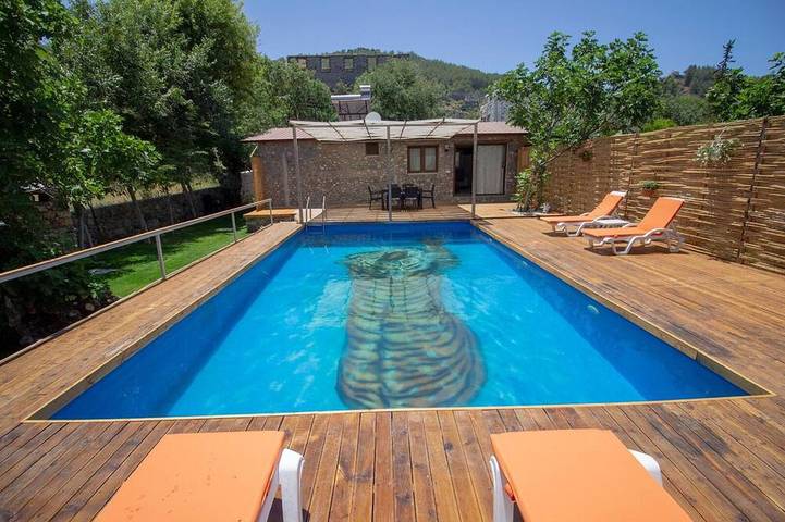 Gîte pour 4 personnes, avec jardin et terrasse