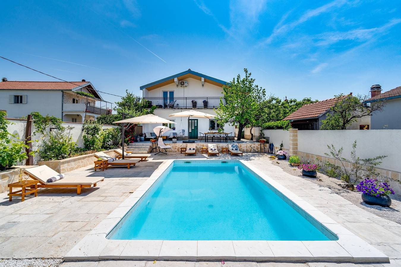 Villa Little Paradise with a private pool, 4 bedrooms, 2 living areas, 3km from the beach in Marina
 in Marina, Split-Dalmatia
