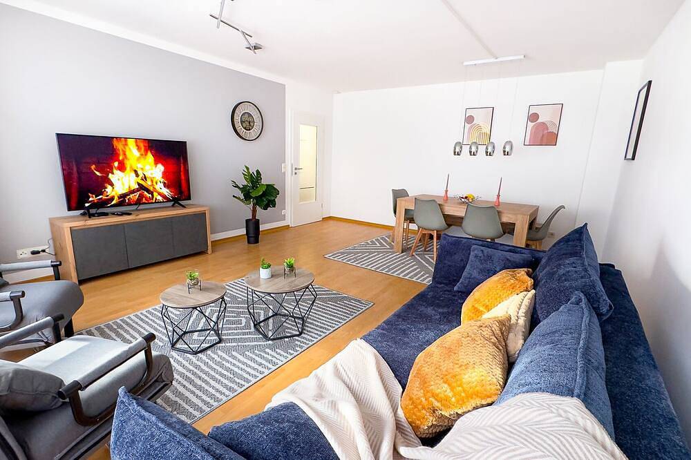 Ganze Wohnung, A-City*Netflix*Boxbetten -Sofa*Innenstadt*Parkmöglichkeiten*Vollausstattung*Neu! in Augsburg-Innenstadt, Augsburg
