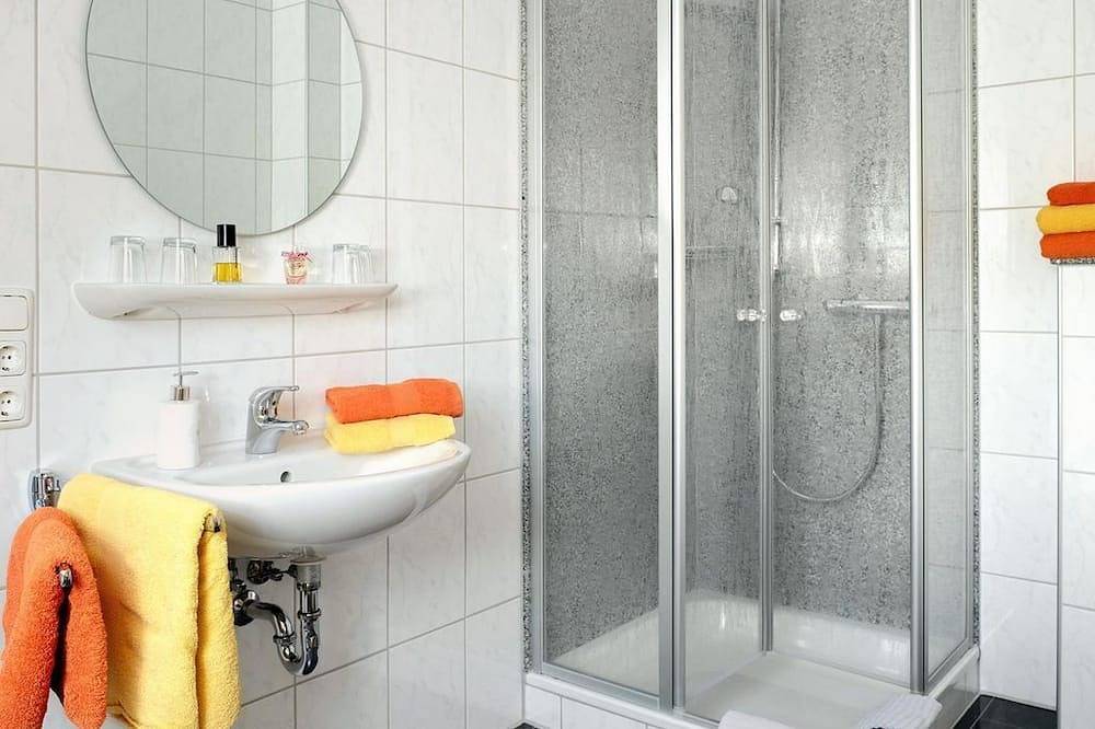 Ganze Wohnung, Nr. 2  4-Bettwohnung  behindertengerecht - Ferienresidenz Am Feller Bach in Fell, Moseleifel
