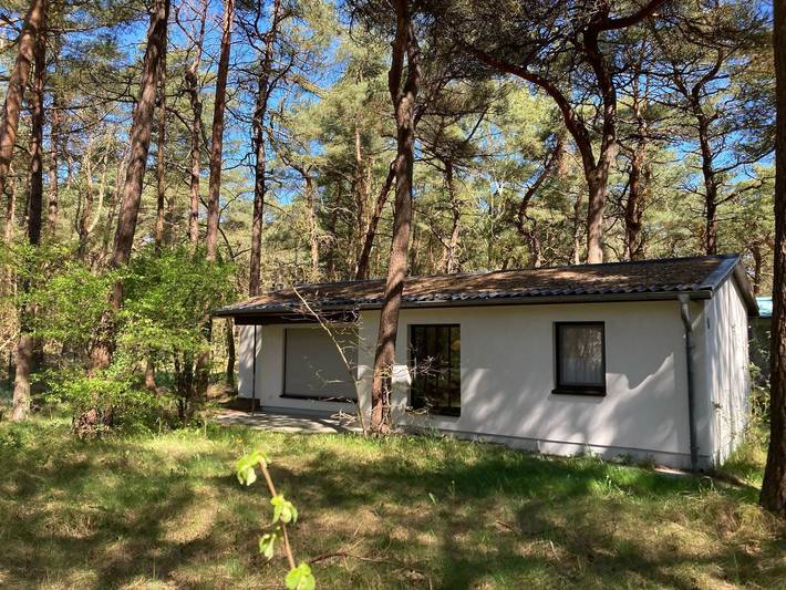 Bungalow für 4 Personen, mit Garten und Terrasse, mit Haustier in Altenkirchen