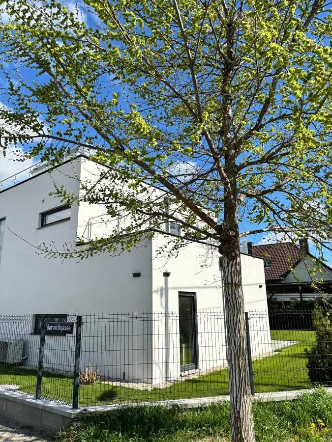 Casa de vacaciones para 10 personas, con jardín y vistas - 1