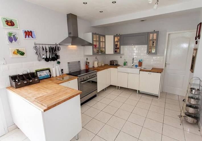 Location de vacances pour 6 personnes, avec jardin et piscine, animaux acceptés à Cherveix-Cubas - 4