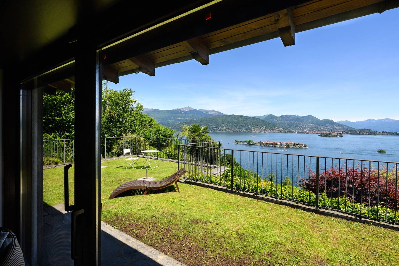 Villa Gia with a beautiful view in Stresa, Comune di Stresa