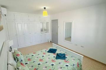Villa for 8 People in Cortijo Viejo, Yaiza, Photo 1