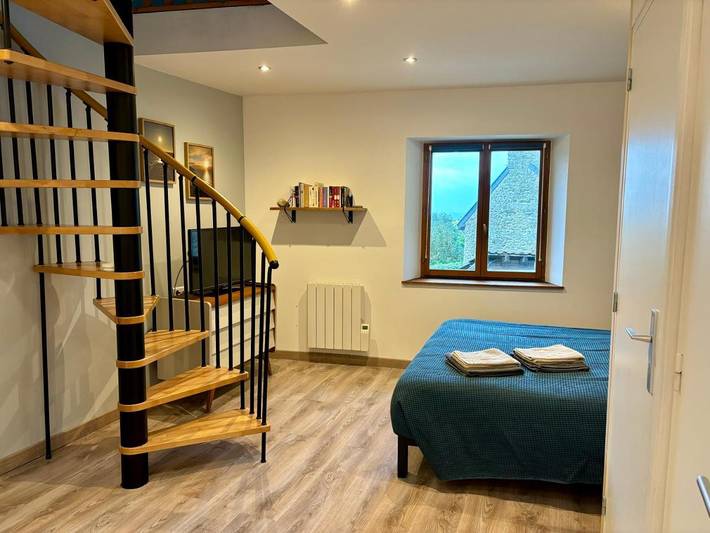 Location de vacances pour 4 personnes, avec terrasse, animaux acceptés à Saint-Germain-des-Vaux - 2