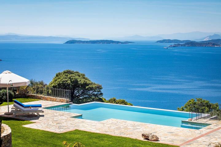 Villa pour 10 personnes, avec jardin ainsi que vue sur l’océan et piscine dans Skopelos - 2