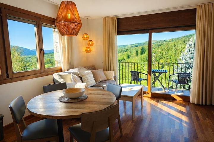 Ferienwohnung für 4 Personen, mit Garten und Balkon, mit Haustier - 1