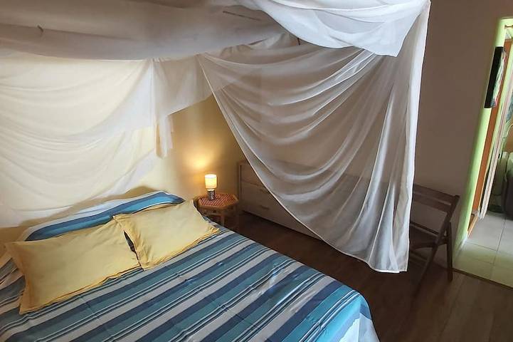 Location de vacances pour 7 personnes, avec terrasse et jardin à Pointe-Noire - 2